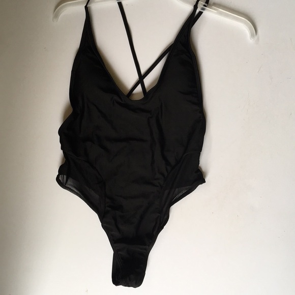 cheeky mesh one piece - Picture 6 of 8